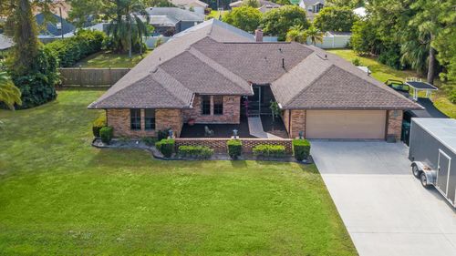 844 Se Kendall Ave, Port St. Lucie, FL, 34983-4624 | Card Image