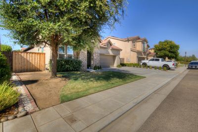 3689 Portals Avenue, House other with 3 bedrooms, 0 bathrooms and null parking in Clovis CA | Image 3