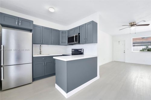 apt-3-15991 Ne 18th Pl, North Miami Beach, FL, 33162-5753 | Card Image