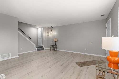 50101 S Horst Ct, Chesterfield, MI, 48047-4667 | Card Image