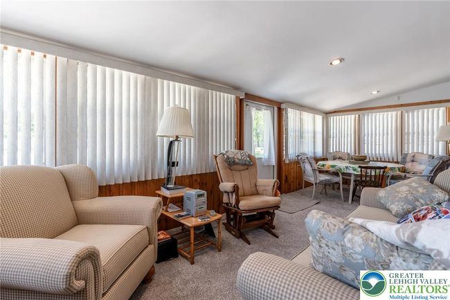 4 Season Room | Image 32