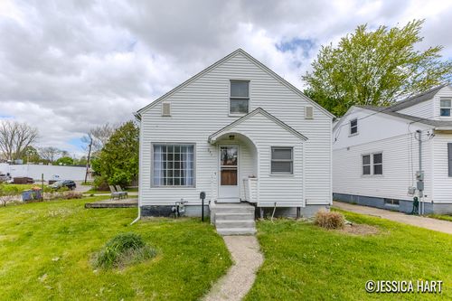 851 Hollywood Street Ne, Grand Rapids, MI, 49505 | Card Image