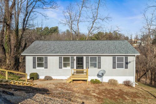 328 Monument Dr, STAUNTON, VA, 24401 | Card Image