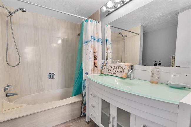 APT-1302 - 17408 Gulf Blvd, Condo with 2 bedrooms, 2 bathrooms and null parking in REDINGTON SHORES FL | Image 16