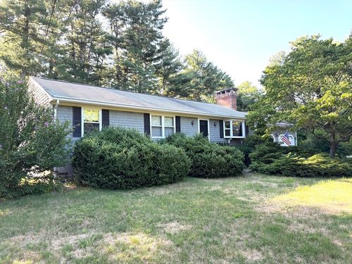 3 Bittersweet Dr, Seekonk, MA, 02771-1102 | Card Image