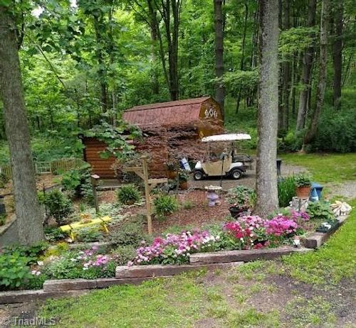 190 Pine Ln Sw, Meadows of Dan, VA, 24120-3797 | Card Image