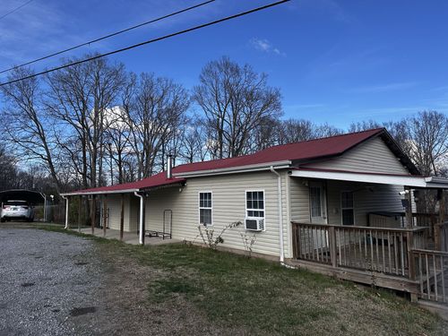 1306 Bumpus Mills Rd, Dover, TN, 37058-6923 | Card Image