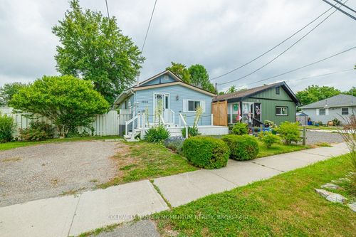 3828 Roxborough Ave, Fort Erie, ON, L0S1N0 | Card Image