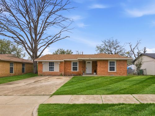 1601 Crestridge Dr, Mesquite, TX, 75149-2207 | Card Image