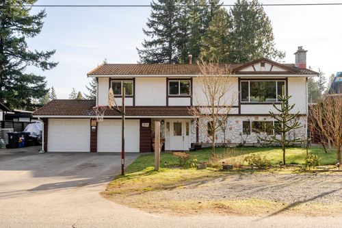 3924 205b Street, Langley, BC, V3A2B3 | Card Image