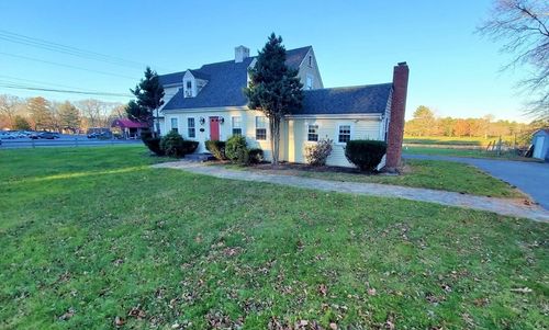 a-450 Oak St, East Bridgewater, MA, 02333-1212 | Card Image