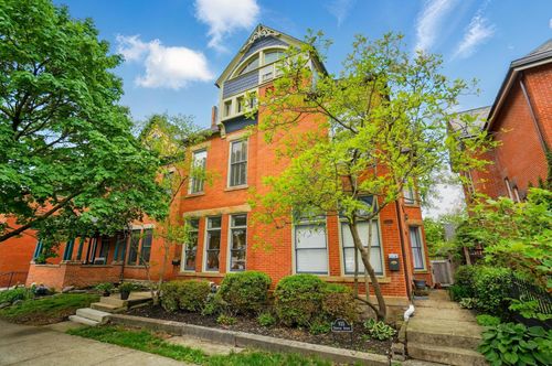 931 Dennison Ave, Columbus, OH, 43201-3400 | Card Image