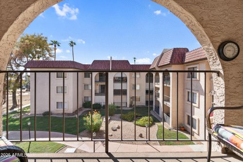 3003-3033 E Devonshire Ave, Phoenix, AZ, 85016-5894 | Card Image