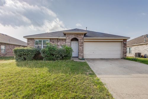 946 Hannah Way, Dallas, TX, 75253-5710 | Card Image