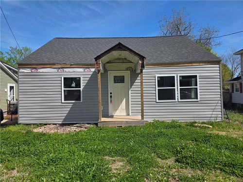 209 6th Avenue, Mayodan, NC, 27027 | Card Image