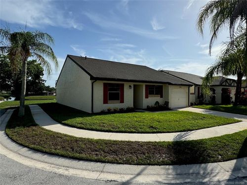 2398 Brekenridge Cir, Port Saint Lucie, FL, 34952-8135 | Card Image