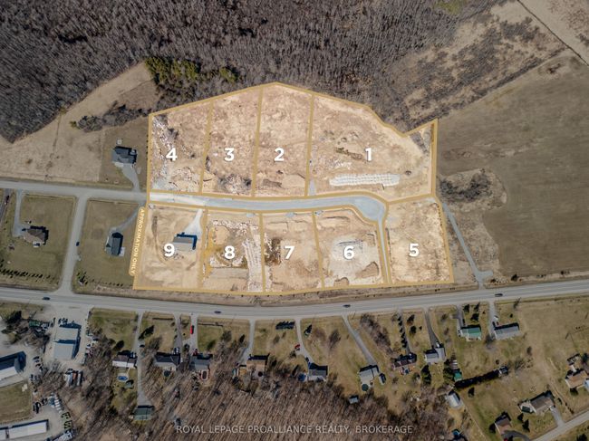 180 Summerside Dr, House other with 3 bedrooms, 2 bathrooms and 3 parking in Inverary ON | Image 4