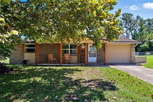 49 Lee St, Beverly Hills, FL, 34465-3640 | Card Image