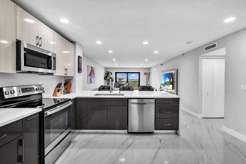 708-2221 Cypress Island Dr, Pompano Beach, FL, 33069-4282 | Card Image