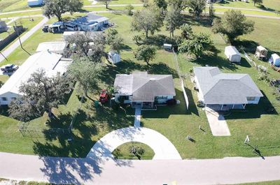 30113 Oak Road, House other with 2 bedrooms, 1 bathrooms and null parking in Punta Gorda FL | Image 2