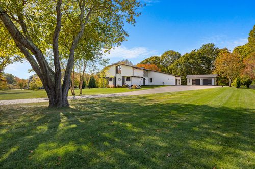 75 Montauk Ave, Stonington, CT, 06378-2320 | Card Image