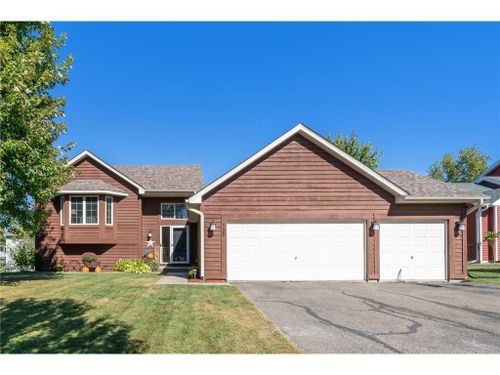 135 Clyde Hanson Drive, Hammond, WI, 54015 | Card Image