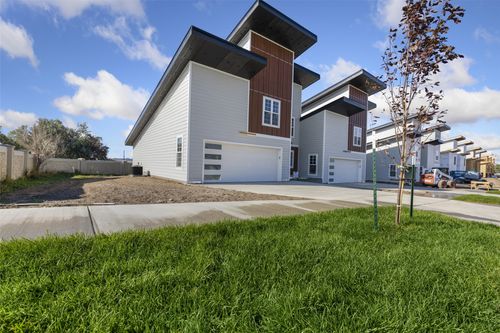 2500/2502 Castle Pines Drive, Great Falls, MT, 59405 | Card Image