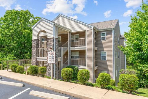 101-101 Westwood Dr, Kimberling City, MO, 65686-9117 | Card Image