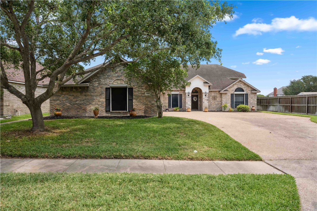 Saint Denis St, Corpus Christi, TX 78414