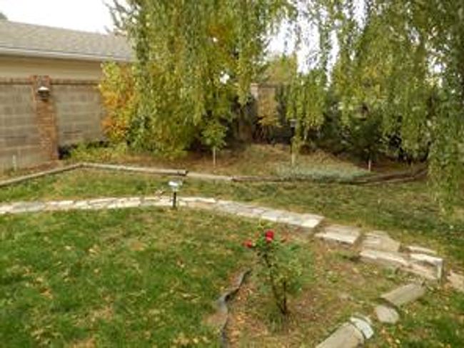 1251 St Charles Rd N, House detached with 4 bedrooms, 2 bathrooms and null parking in Lethbridge AB | Image 40