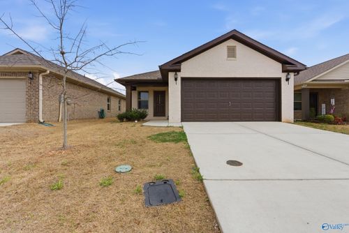 14886 Ravenel Dr, Harvest, AL, 35749-2900 | Card Image