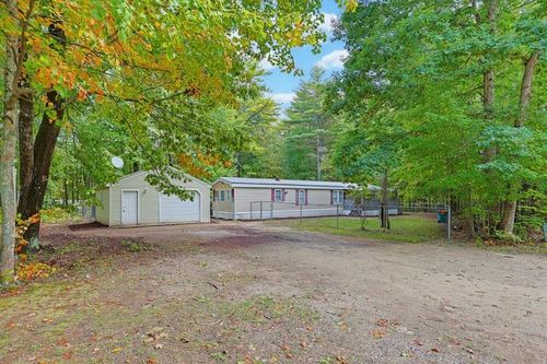 176 Blackwater Road, Rochester, NH, 03867 | Card Image