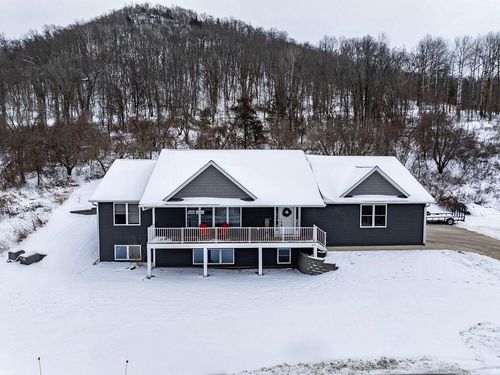 169 Cobblestone Ln, Winona, MN, 55987-4851 | Card Image