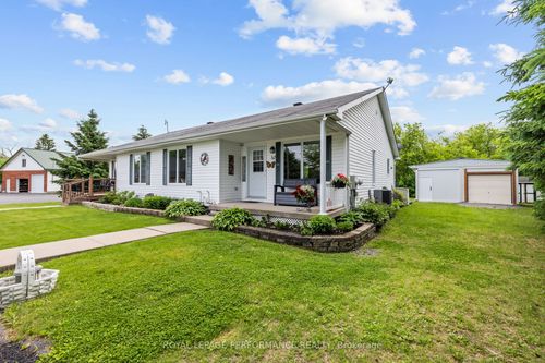 32 Genier St, Saint Albert, ON, K0A3C0 | Card Image