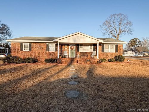 1506 Pruden St, Roanoke Rapids, NC, 27870-3123 | Card Image