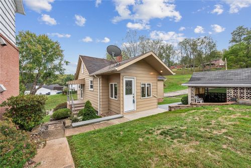 191 Kostella Hill Rd, Yukon, PA, 15698-9827 | Card Image