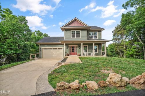 534 Panorama Dr, Sevierville, TN, 37862-3219 | Card Image