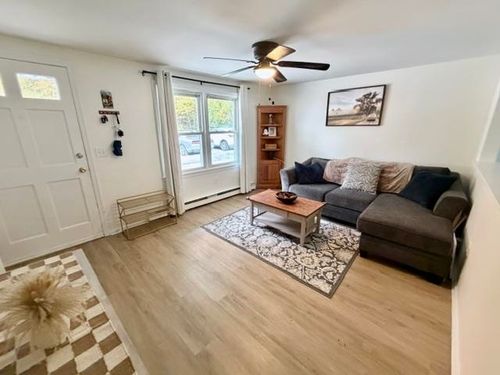 3-108 Oak St, Rollinsford, NH, 03869-5304 | Card Image