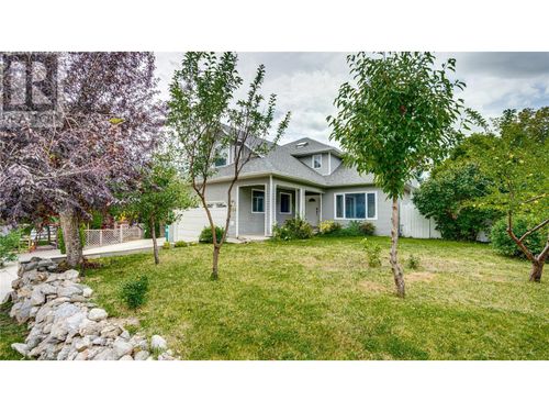 2224 Cedar Ridge St, Lumby, BC, V0E2G5 | Card Image