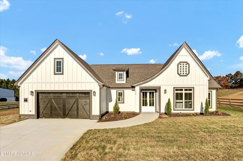 2403 Iron Forge Way, Sevierville, TN, 37876 | Card Image