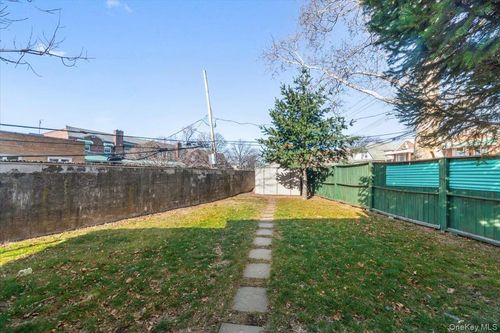 2019 Colden Avenue, New York, NY, 10462 | Card Image