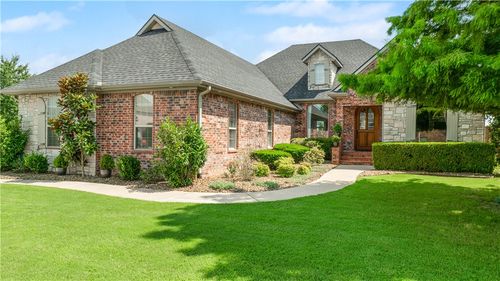 6700 W Braebourne Dr, Rogers, AR, 72758-9002 | Card Image