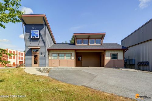 324-8479 Toloff St, Anchorage, AK, 99507-3544 | Card Image