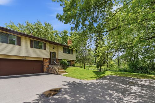 838 Martha Lake Ct, Shoreview, MN, 55126-5855 | Card Image