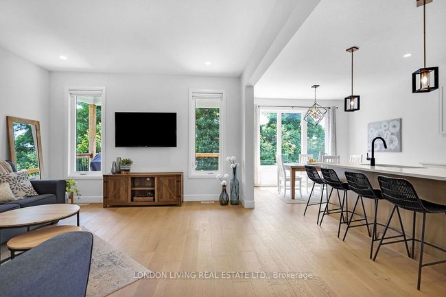 37 - 22701 Adelaide Rd, Condo with 4 bedrooms, 3 bathrooms and 2 parking in Mount Brydges ON | Image 13