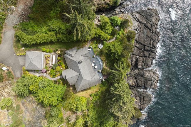 1050 Roxview Crt, House other with 4 bedrooms, 6 bathrooms and 3 parking in Sooke BC | Image 91