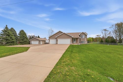 26173 Goodview Ave, Wyoming, MN, 55092-8027 | Card Image