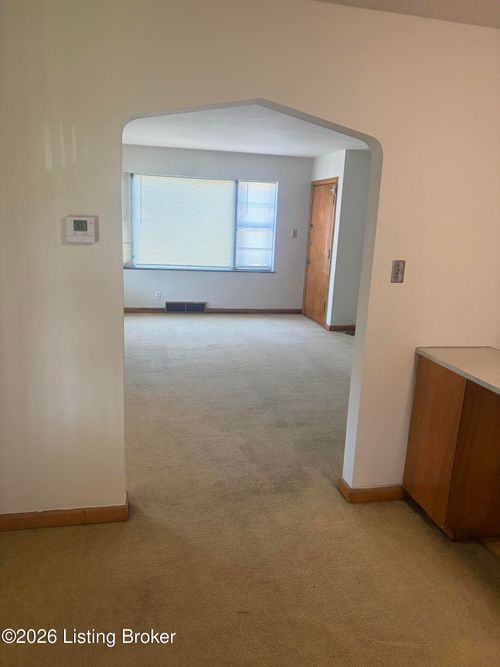 2-218 W Florence Ave, Louisville, KY, 40214 | Card Image