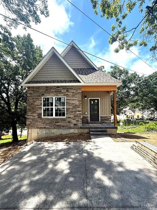 621 Mckissock Street Street, De Soto, MO, 63020 | Card Image