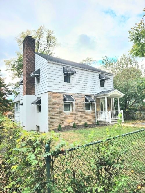 31 Garden St, Morristown, NJ, 07960-4024 | Card Image